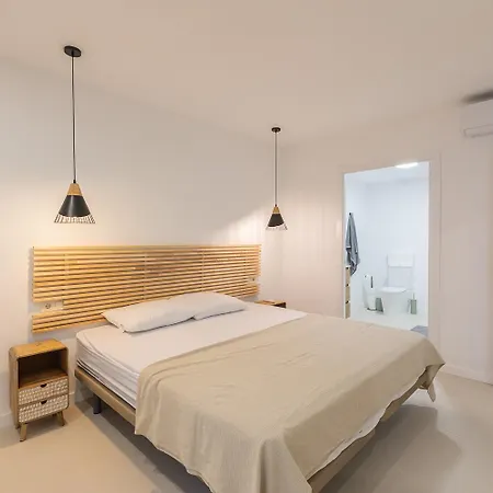 Amplio Cerca Centro Histórico Y Turia 5pax 2 Bath *