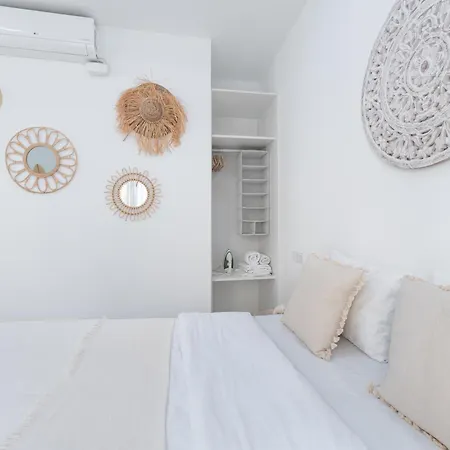 Soho By The Sea Апартаменты *