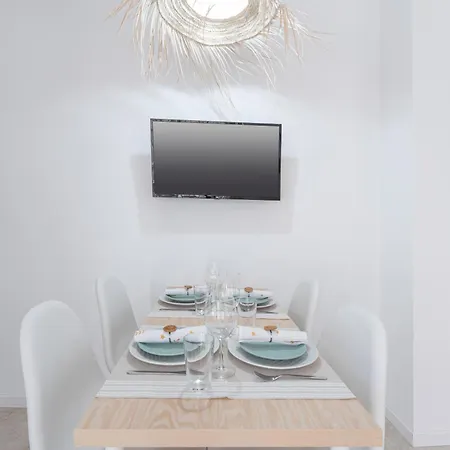 Soho By The Sea Апартаменты *