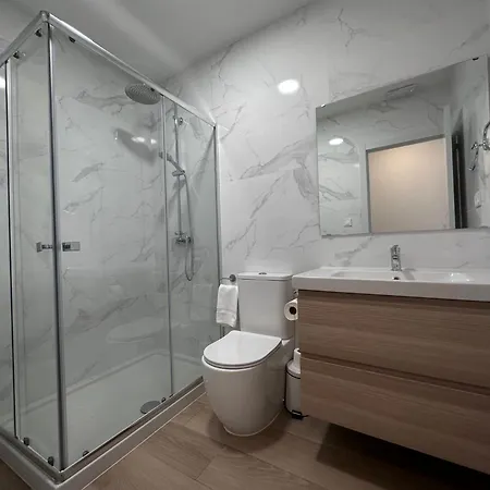 Apartament & A Y B Walencja