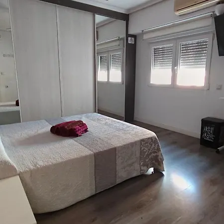 Paul's - No Turistico Valence