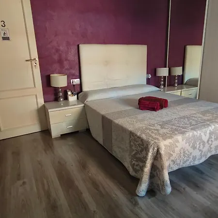 Paul's - No Turistico * Valence