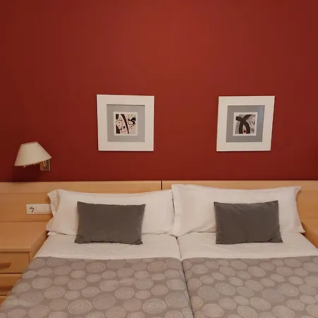 毕加索广场公寓 * 瓦伦西亚