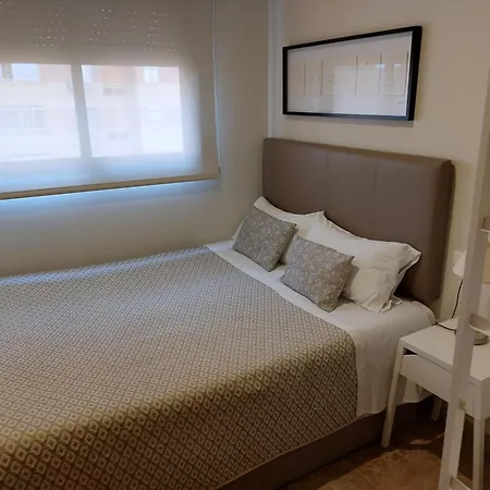 毕加索广场公寓