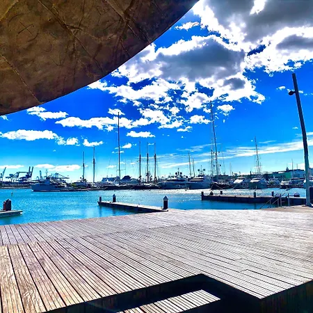 Apartamento Compartido Con Vista Al Puerto Quarto em Acomodações Particulares *