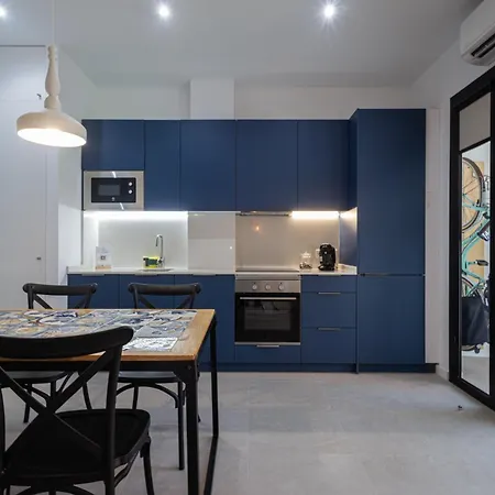 Florit Flats - Traditional Valencia Ceramic Apartments, Bicycles For You! * Valenza