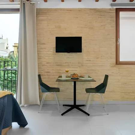 Soleado En Plaza Del Carmen