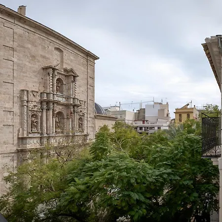 Soleado En Plaza Del Carmen