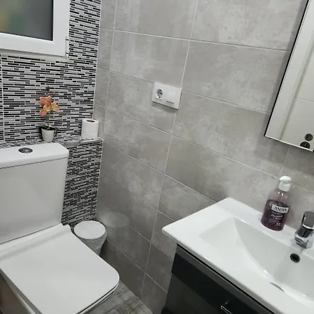 Confortable Cercaa La Estacion Del Avejoaquin Sorolla Valencia