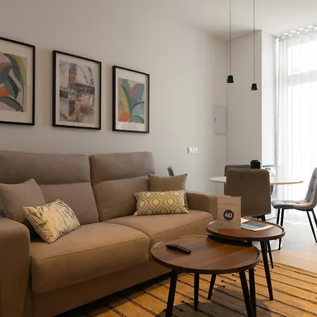 Dorm4you Arena Plaza Апарт-отель Валенсия