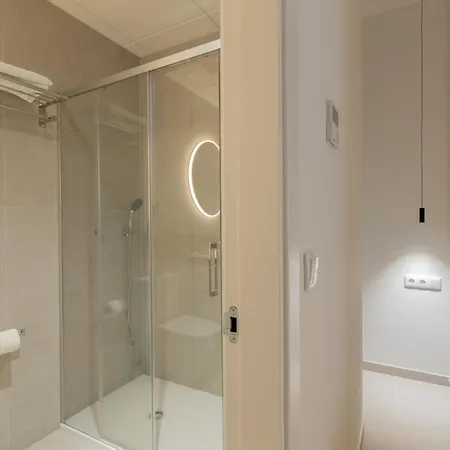 Апарт-отель Dorm4you Arena Plaza Валенсия