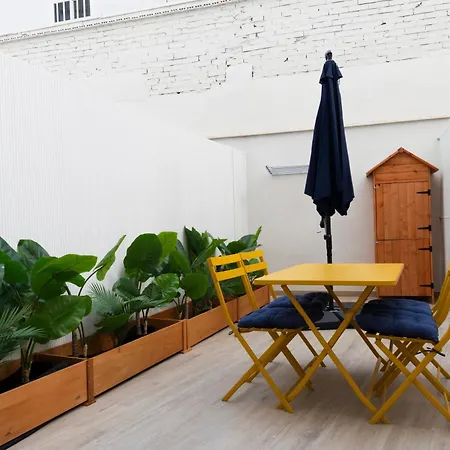 Color & Design Next To Russafa Soho