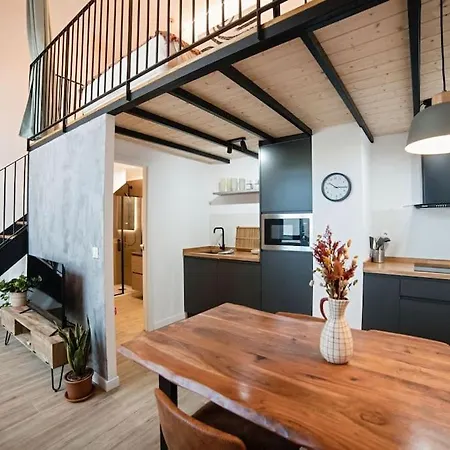 Lofts Jm Orense D Amplio Y Cercano A La Playa Appartamento Valenza