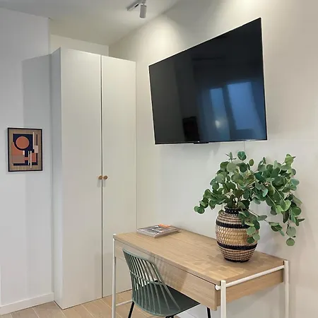 Apartamento Loft Con Wifi Lavadora Secadora Cama Agradable Muy Proximo Valência