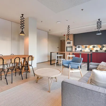 Livensa Living - Viveros 酒店 *