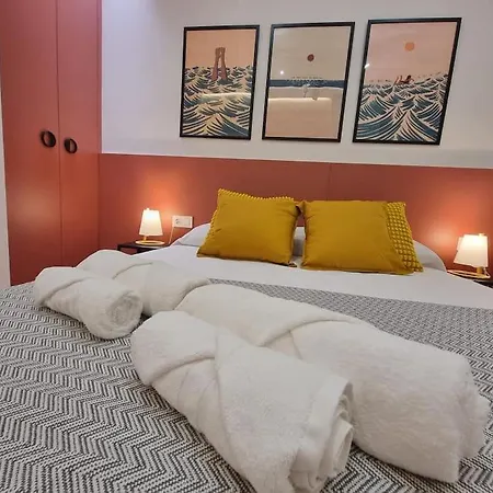 Sanchez Y Laserna Moderno En Appartamento