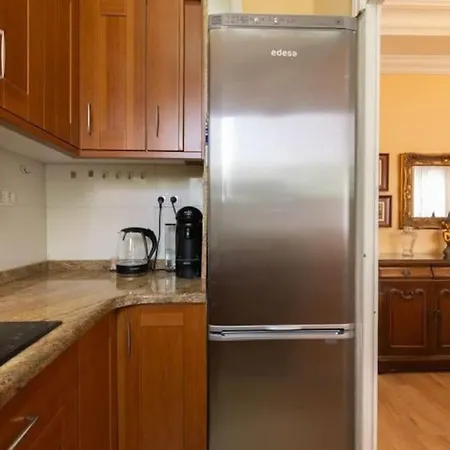 Sleeps 6 Fast Wi-fi 2 Bathrooms Βαλένθια