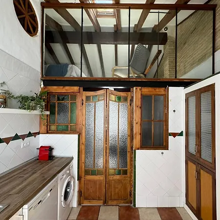 Modern Center Apartment *