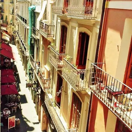 Cozy Flat In Old Town Valenza