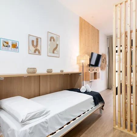 Travel Habitat Mediterranean Lofts Apartman
