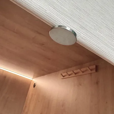 The Pod Village بيت شباب فالنسيا