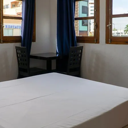 فندق Sundos Feria فالنسيا