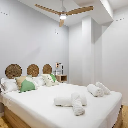 Marie Curie Flats, Lovely Duplex 3 Валенсия