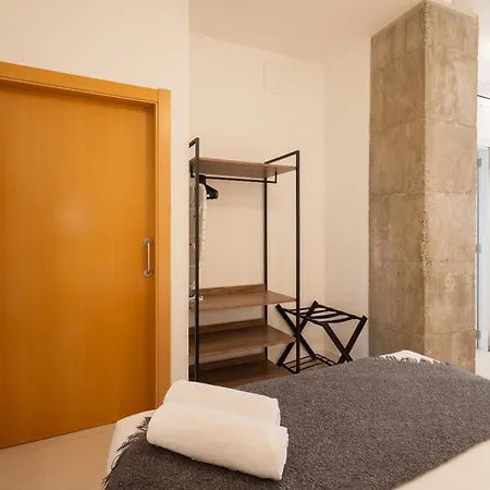 Florit Flats - The Pitiusas Apartman