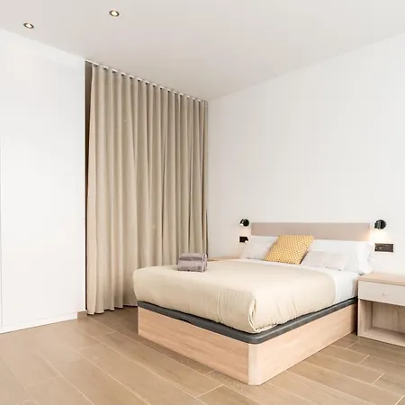 Deluxe - Ciudad De Artes *