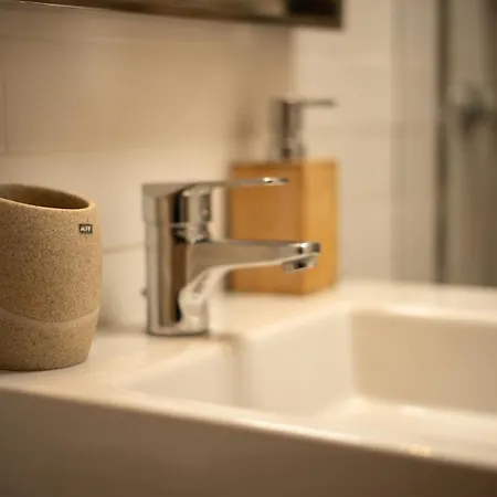 Piso Luminoso Y Conectado, A 5 Min De La Ciudad De Artes *