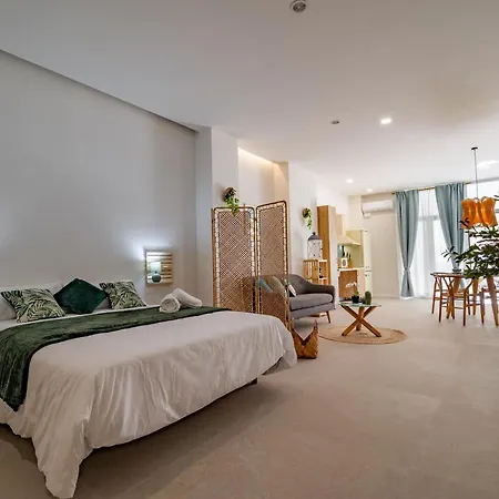 Lägenhet Rm29 Loft - Espacioso Estudio Con Terraza En Zona Ayora Valencia