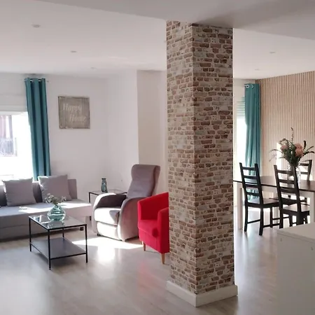 Apartamento Familias Y Grupos Muy Grande En El Centro De