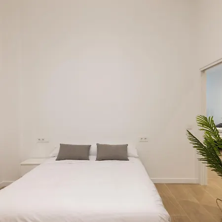 Appartamento Luxury Oceanografic 6 Pax *