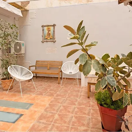 Апартаменты Guestready - Charming Retreat In Extramurs Area