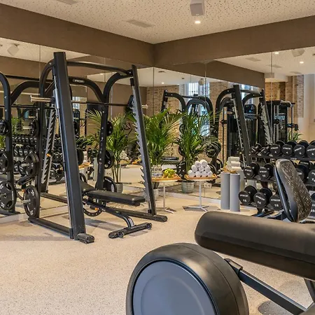 Axel - Adults Only 4*