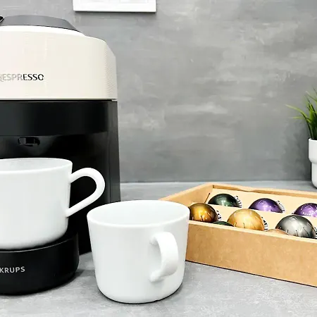 Loft Cerca De Playa Y Ciudad De Artes Y Ciencias דירה *