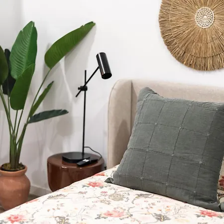 Moderno Loft Reformado, Smart Tv, Ac, Beach, 3pax *