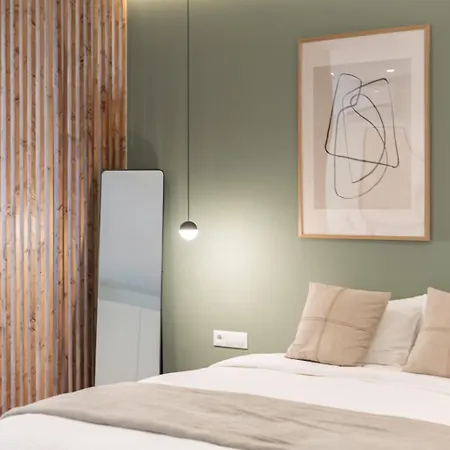 Explore Luxury Meets Comfort * Valenza