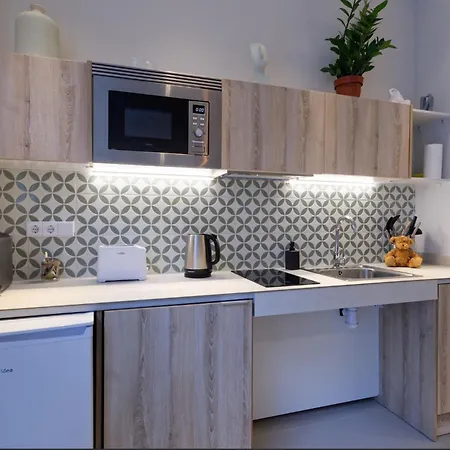 Osito Hub - Esteban Ballester * Βαλένθια