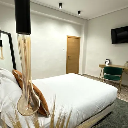Valencia, Netflix, 4 Mins Walk To The * Valensiya