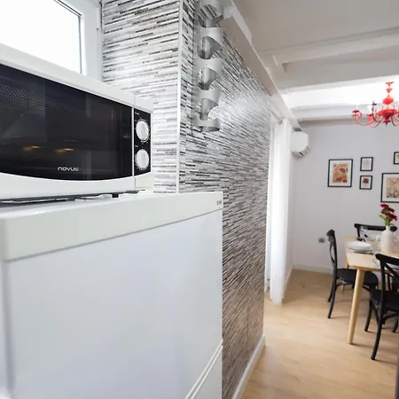 Daire Florit Flats - Bohemia - 4 Guests - Wifi Ac - Ruzafa Area Valensiya