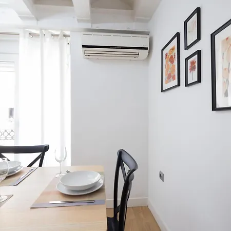 Daire Florit Flats - Bohemia - 4 Guests - Wifi Ac - Ruzafa Area