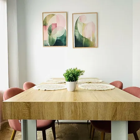 Abat 2 Cool & Wide Flat Next To The Cathedral Appartamento Valenza