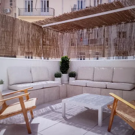 Prime Flux Star, Sunny Terrace 8guests *