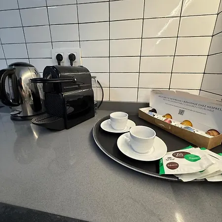 Casa Dolce Casa - Elegant 3br Near Metro & Beach,valencia شقة