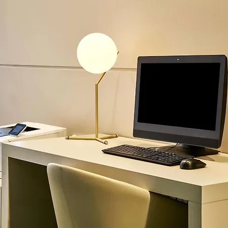 Hotel Nh Center 4*