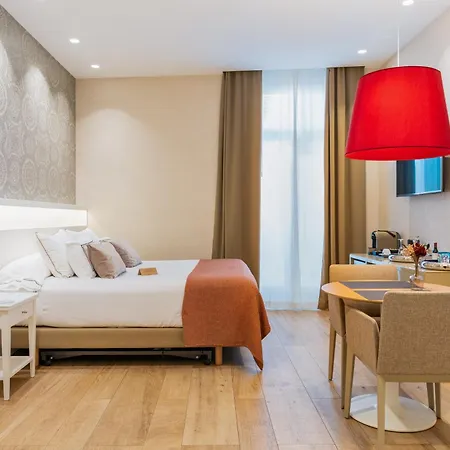 Melia Plaza Hotel 4*