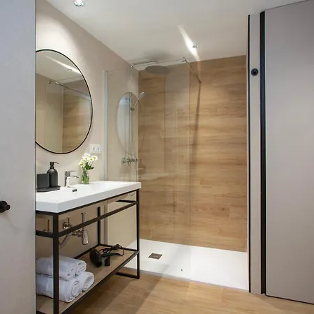 Apartment Singularstays Palau De La Musica Lofts *