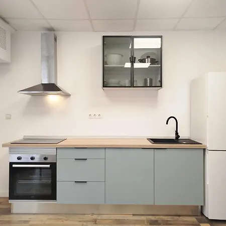 En Capital B Estudio Tipo Loft * Валенсия