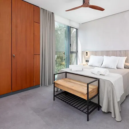 Calatrava By Alma Valencia